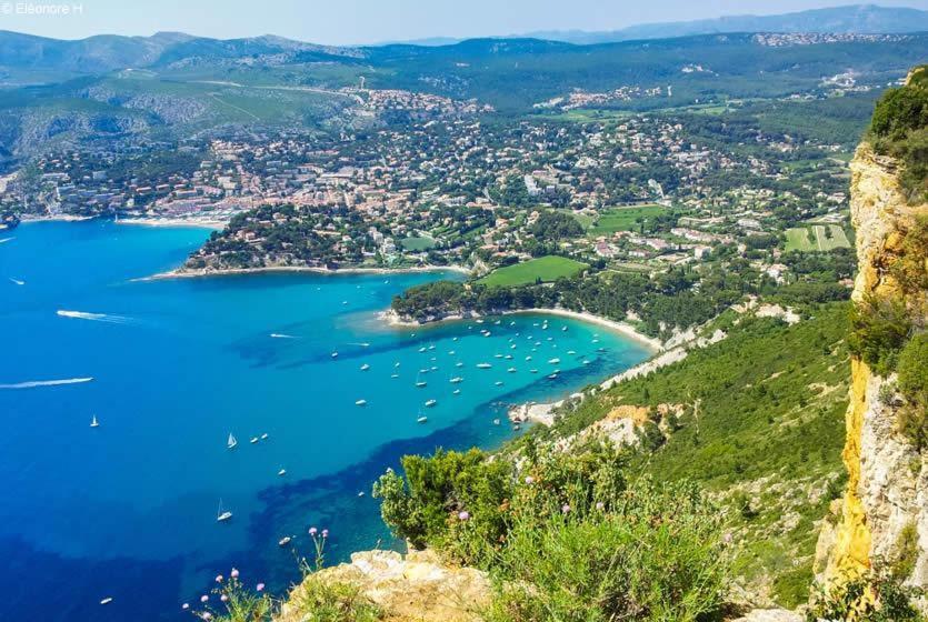 Villa La Grande Bastide Piscine Et Tennis Collectif Каси Экстерьер фото