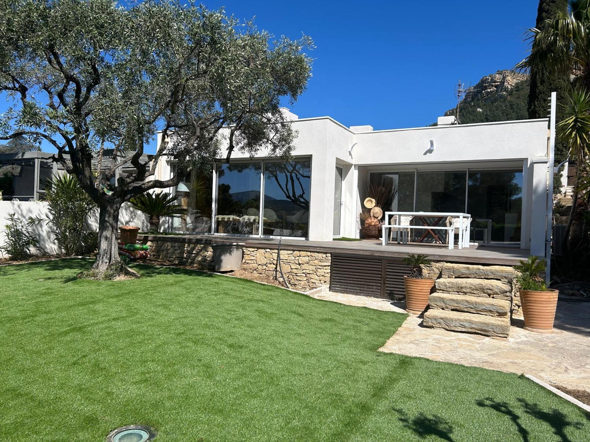 Villa La Grande Bastide Piscine Et Tennis Collectif Каси Экстерьер фото